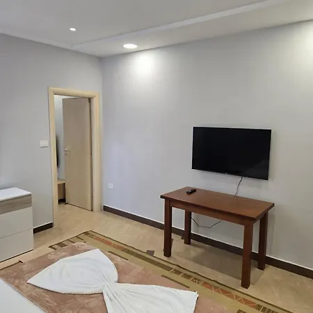 Pine Street Appartement Tirana